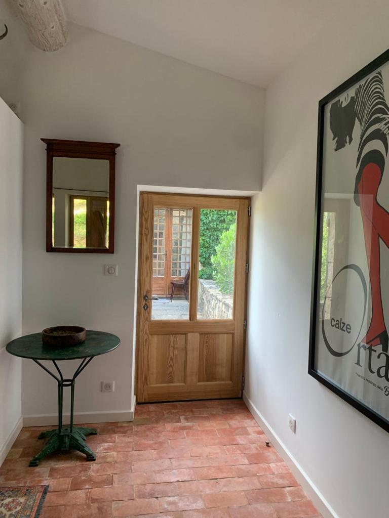 Bergerie Bed & Breakfast Montjustin Bagian luar foto