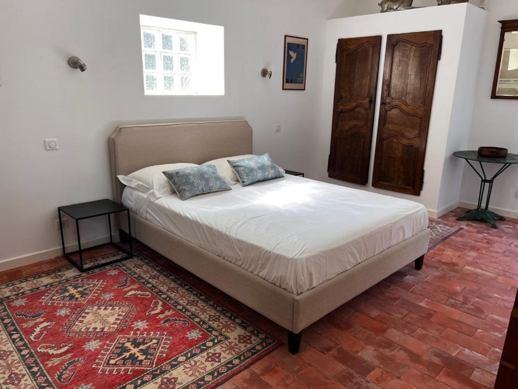 Bergerie Bed & Breakfast Montjustin Bagian luar foto